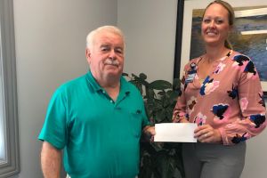Elks Donate to QC Hospice